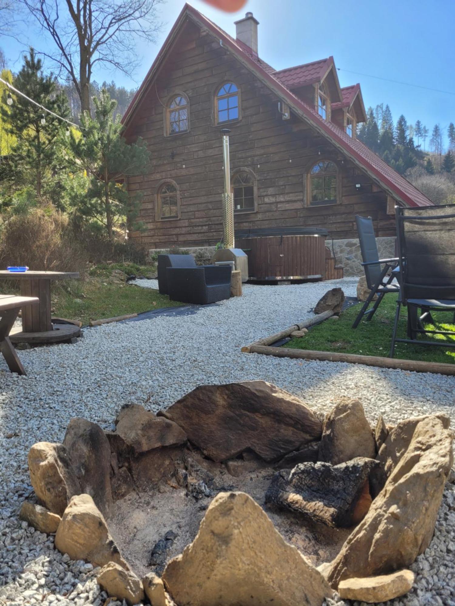 Forest Camp Dom W Gorach Sowich Michalkowa Exteriör bild